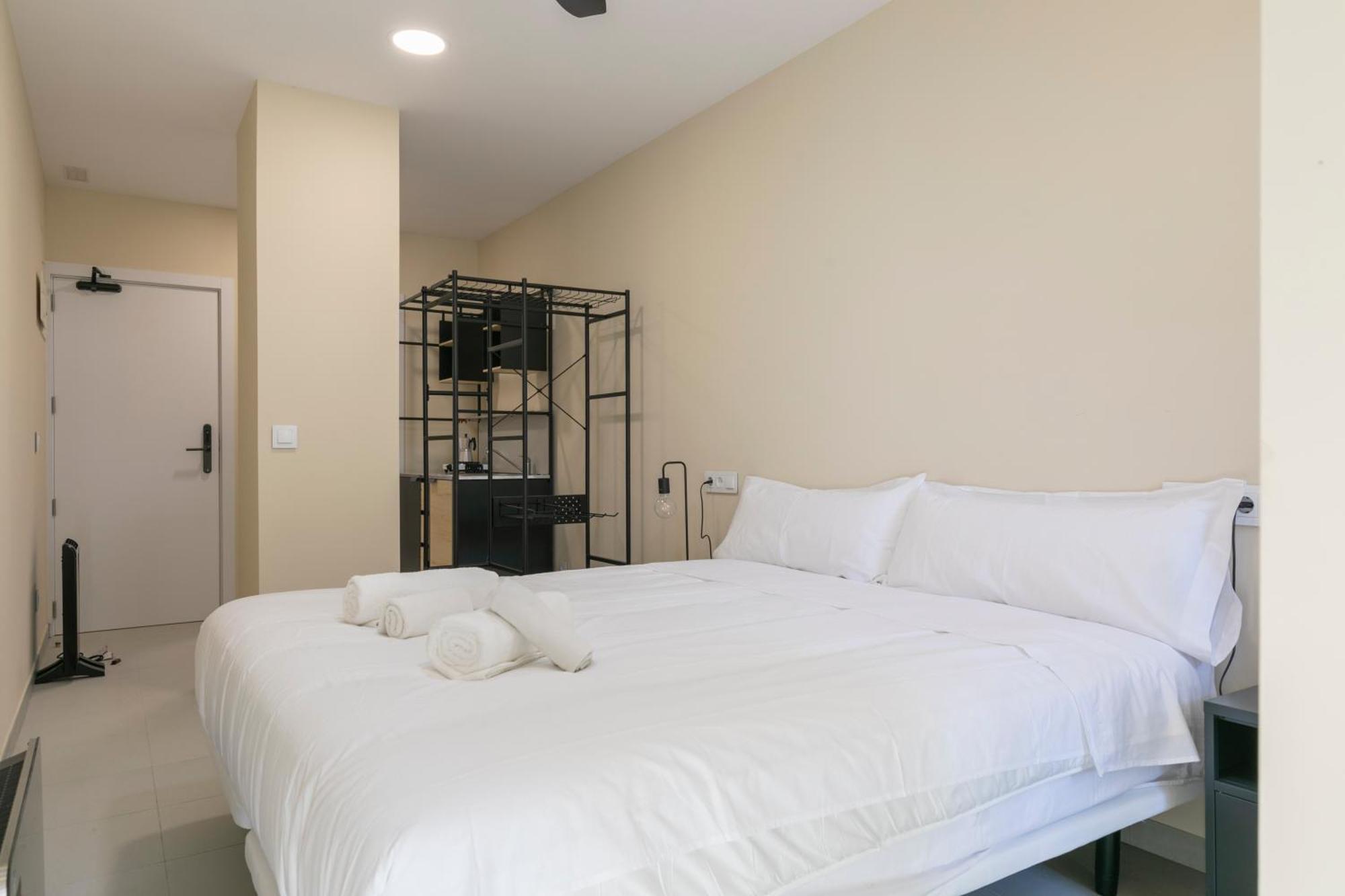 Appartamento Homeabout Smart Rooms Tetuan - Sin Recepcion Madrid