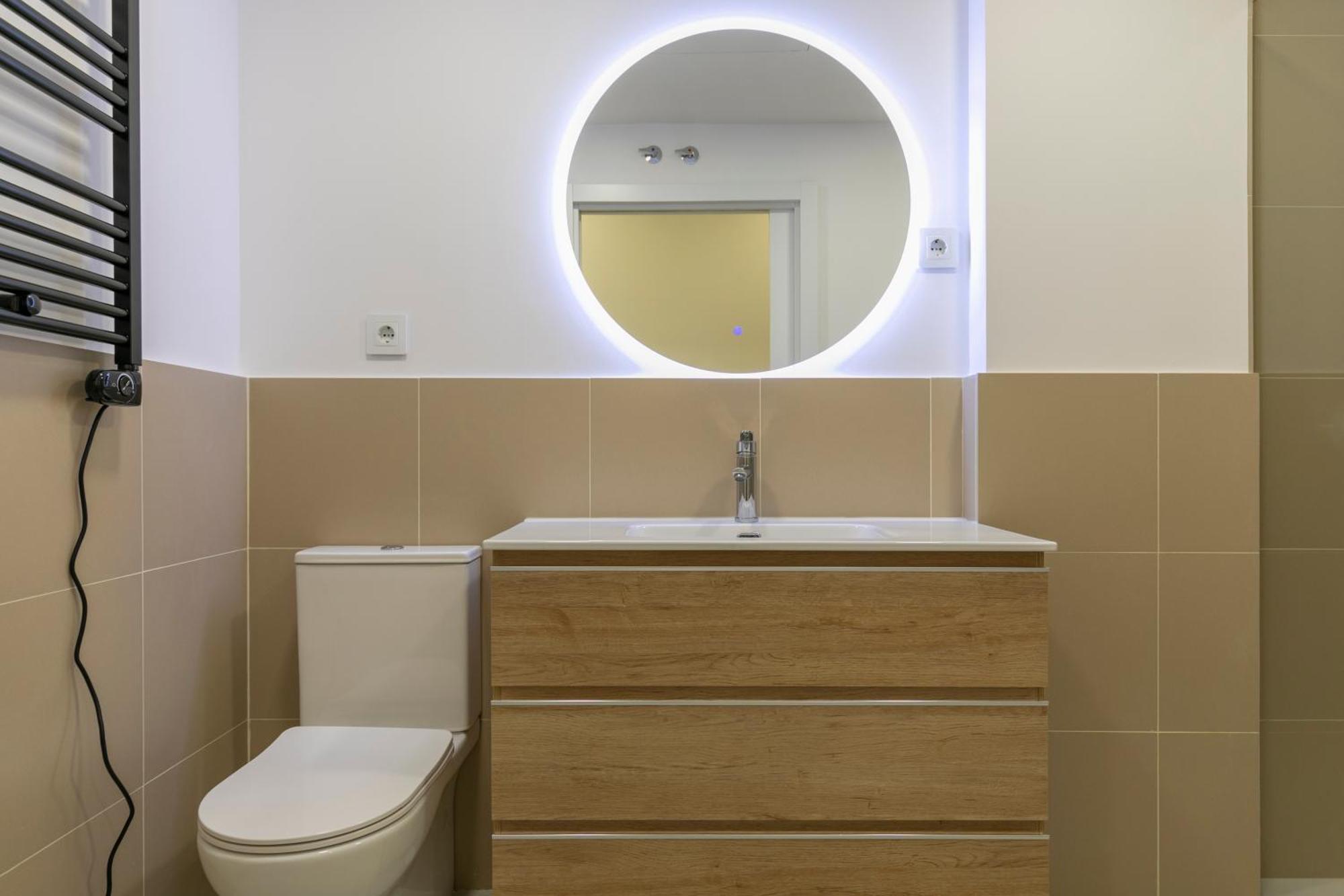 Homeabout Smart Rooms Tetuan - Sin Recepcion Appartamento