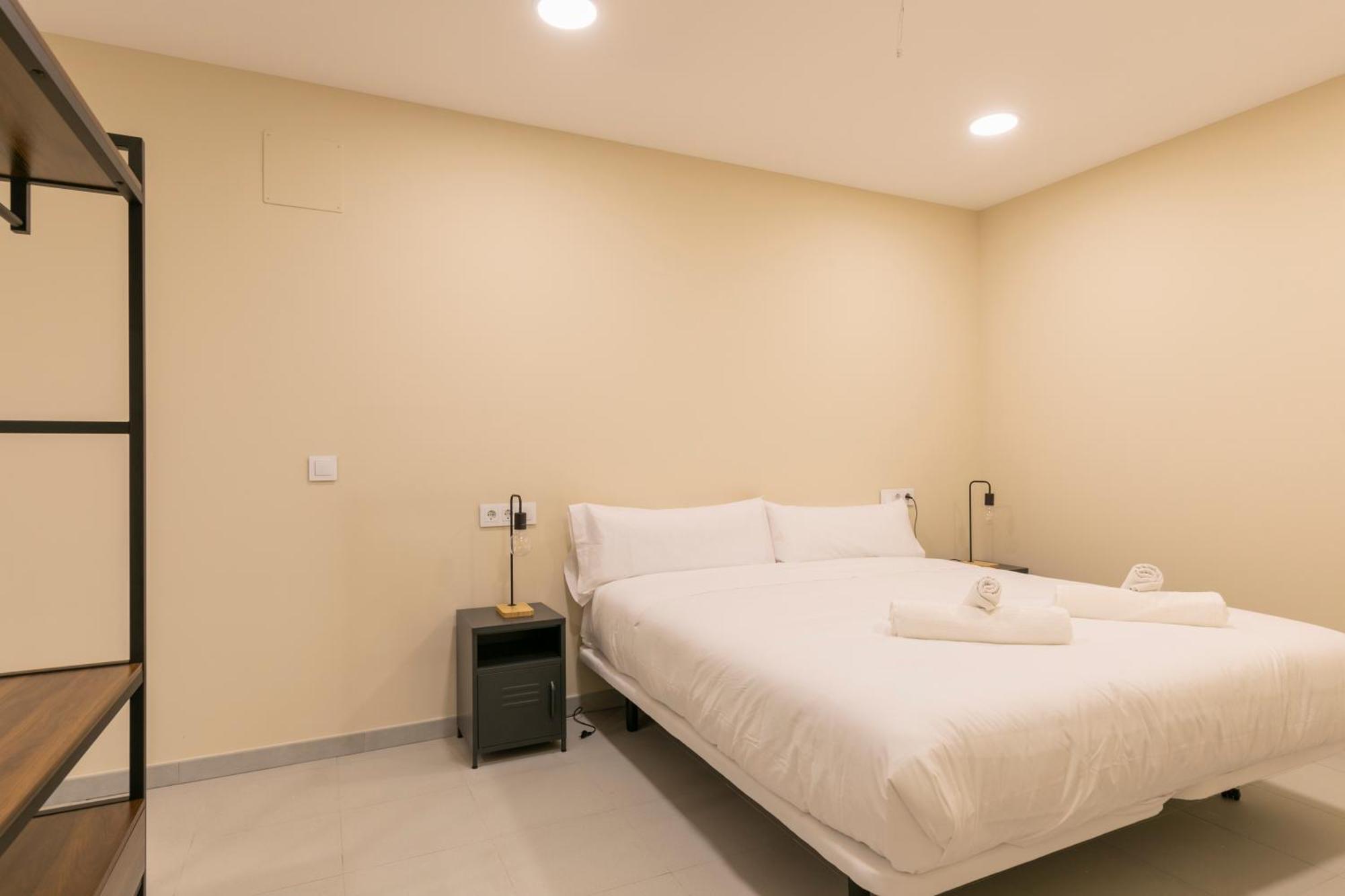 Appartamento Homeabout Smart Rooms Tetuan - Sin Recepcion Madrid