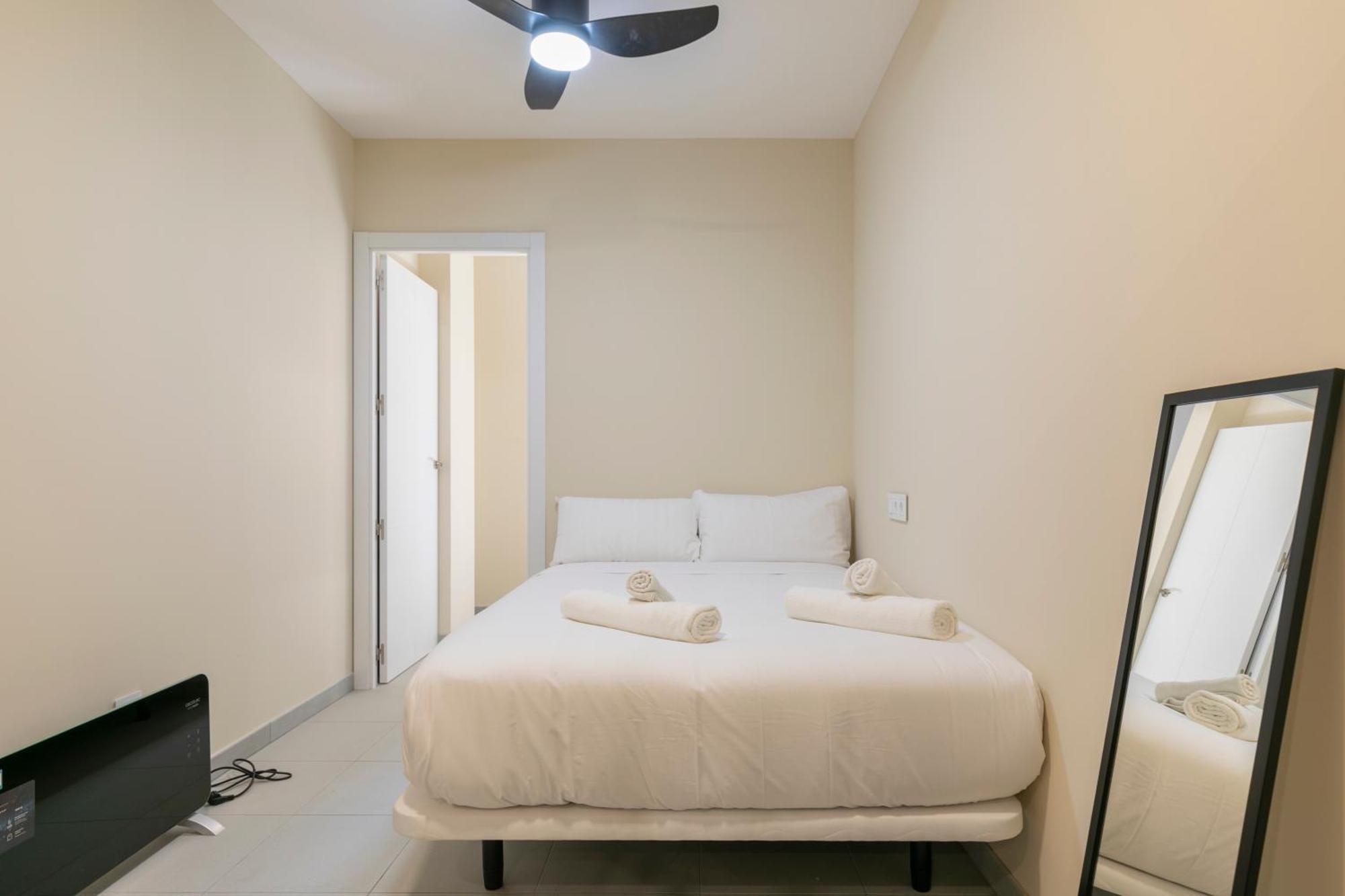 Homeabout Smart Rooms Tetuan - Sin Recepcion